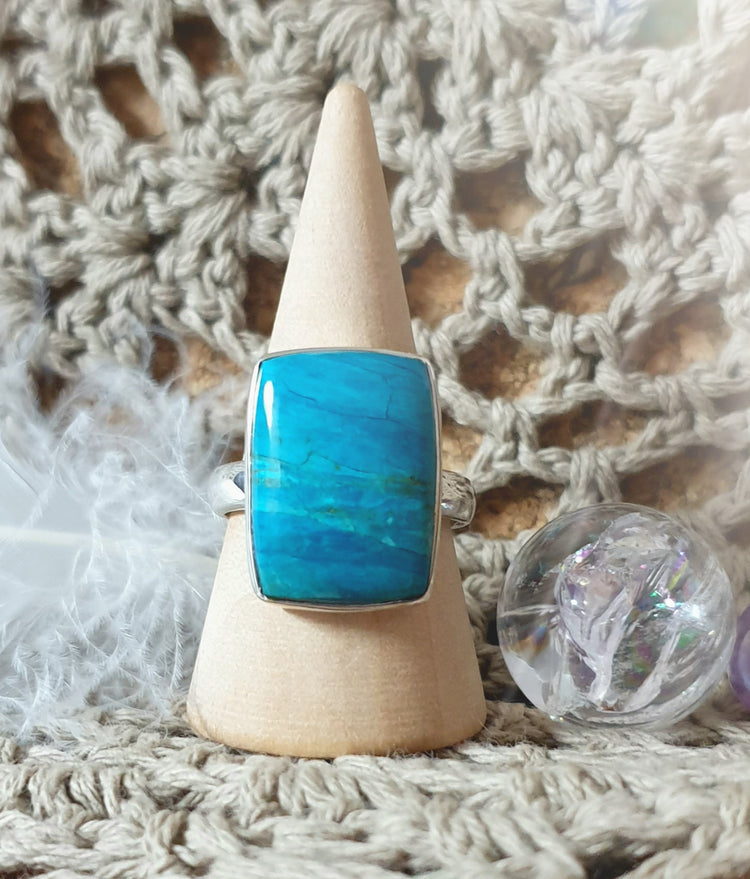~ Rare Peru Opaline Ring ~