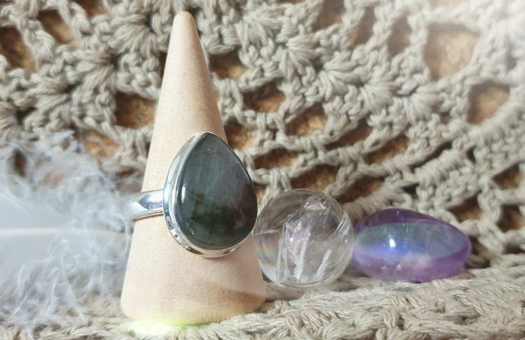~ Purple Fire Labradorite Ring ~